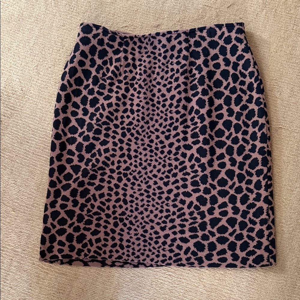 J.McLaughlin Leopard Print sweater knit Skirt
